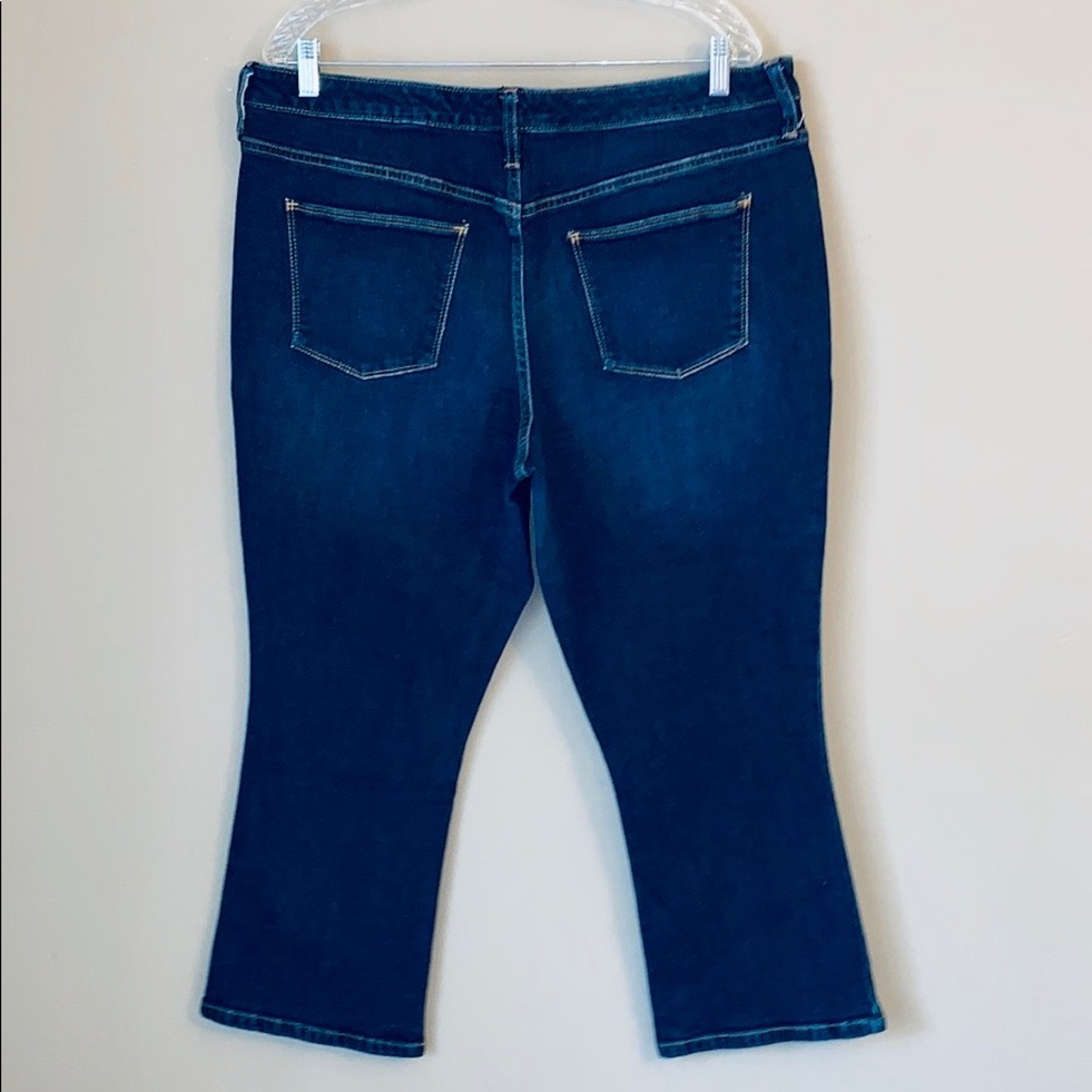 ❤️ High Rise Kick Boot Crops - Picture 3 of 6